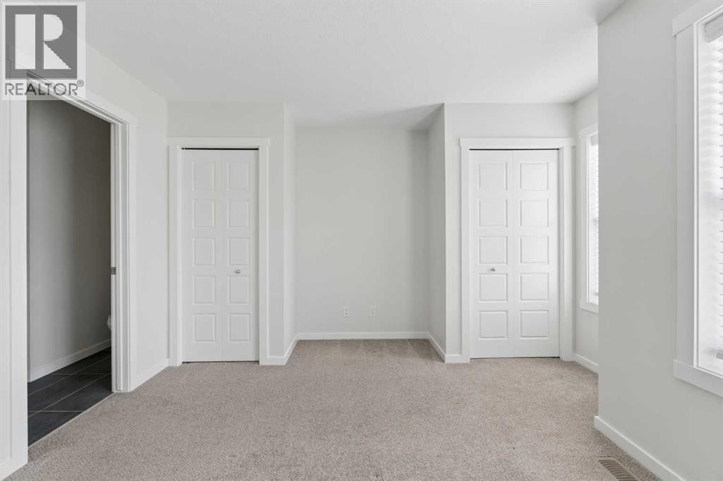 469 Cranbrook Square SE — photo 13