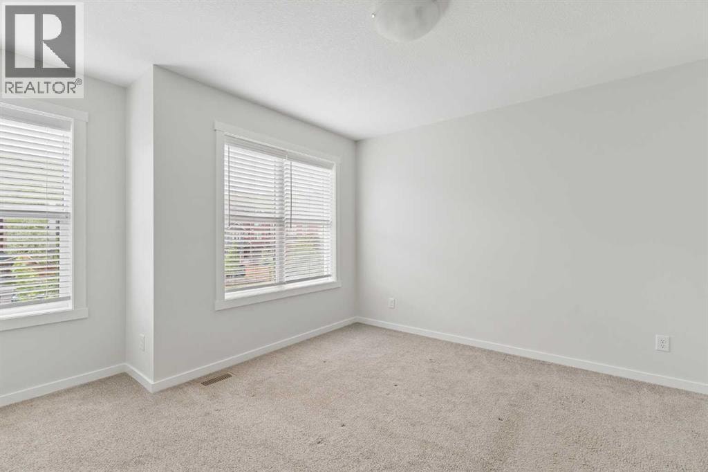 469 Cranbrook Square SE — photo 14