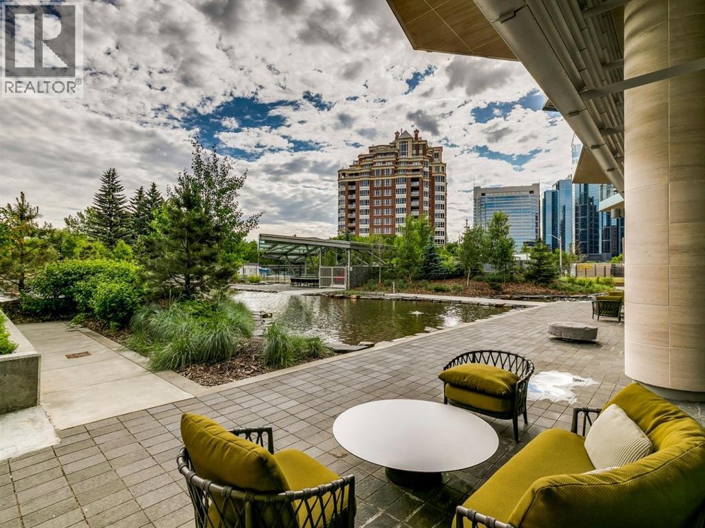 811, 738 1 Avenue SW — photo 42