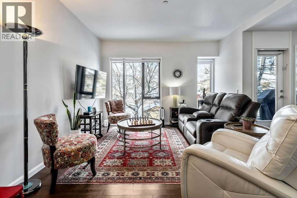 207, 414 Meredith Road NE — photo 13