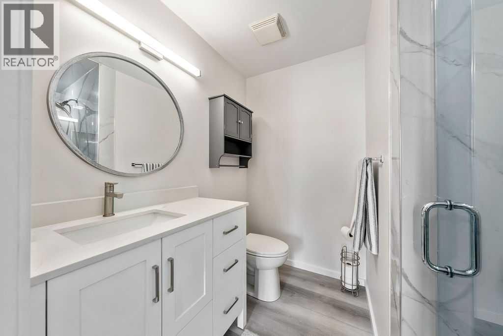 207, 414 Meredith Road NE — photo 17