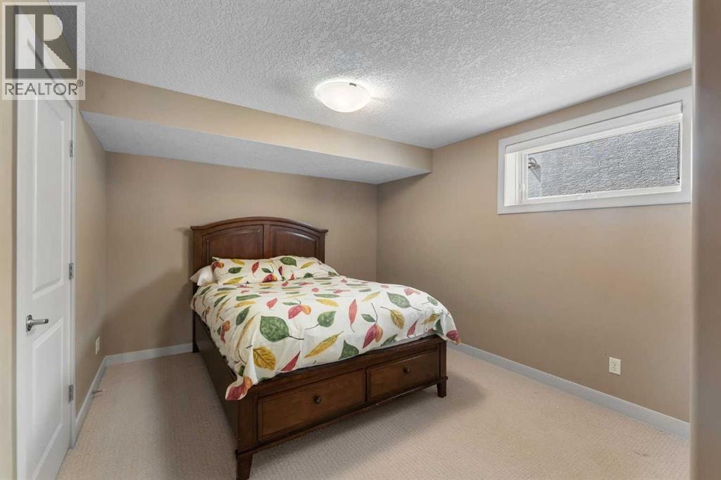 273 Everglade Circle SW — photo 40