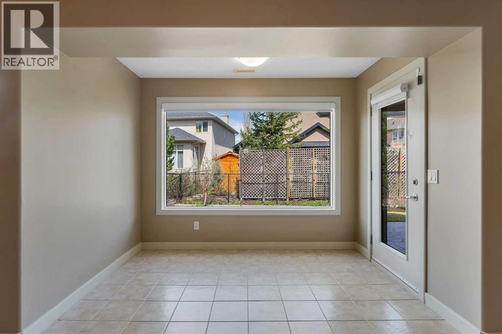 273 Everglade Circle SW — photo 38