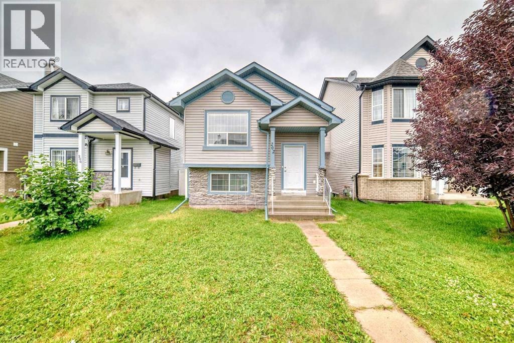 202 Saddlemead Green NE — photo 3