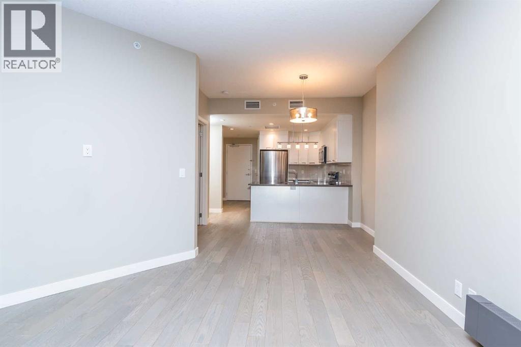 809, 225 11 Avenue SE — photo 10