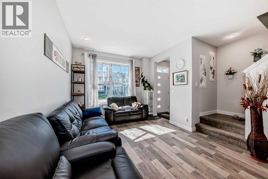16 Carringvue Way NW — photo 9