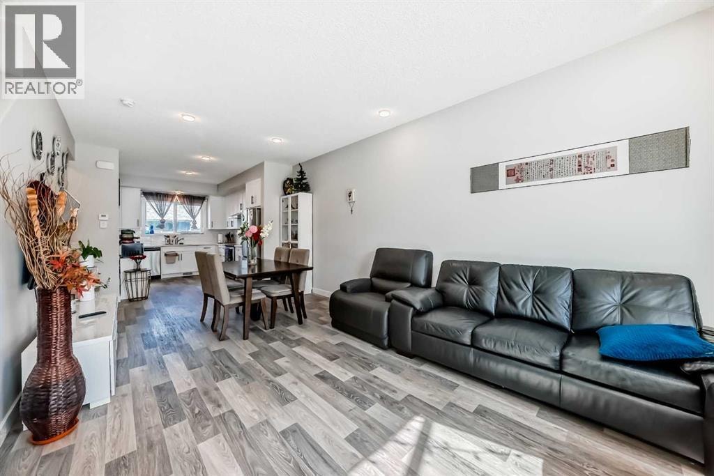 16 Carringvue Way NW — photo 12