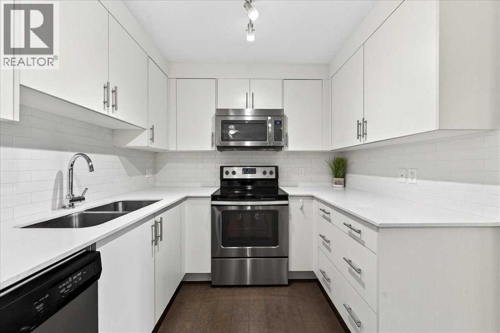 3306, 302 Skyview Ranch Drive NE — photo 10