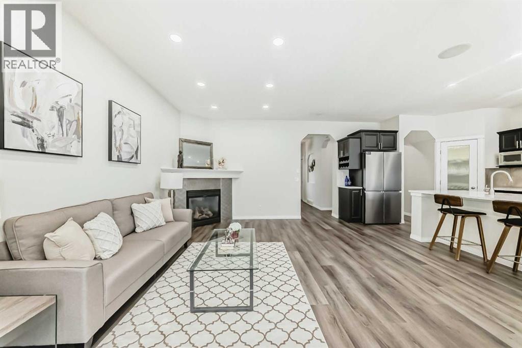 21 Panamount Row NW — photo 6
