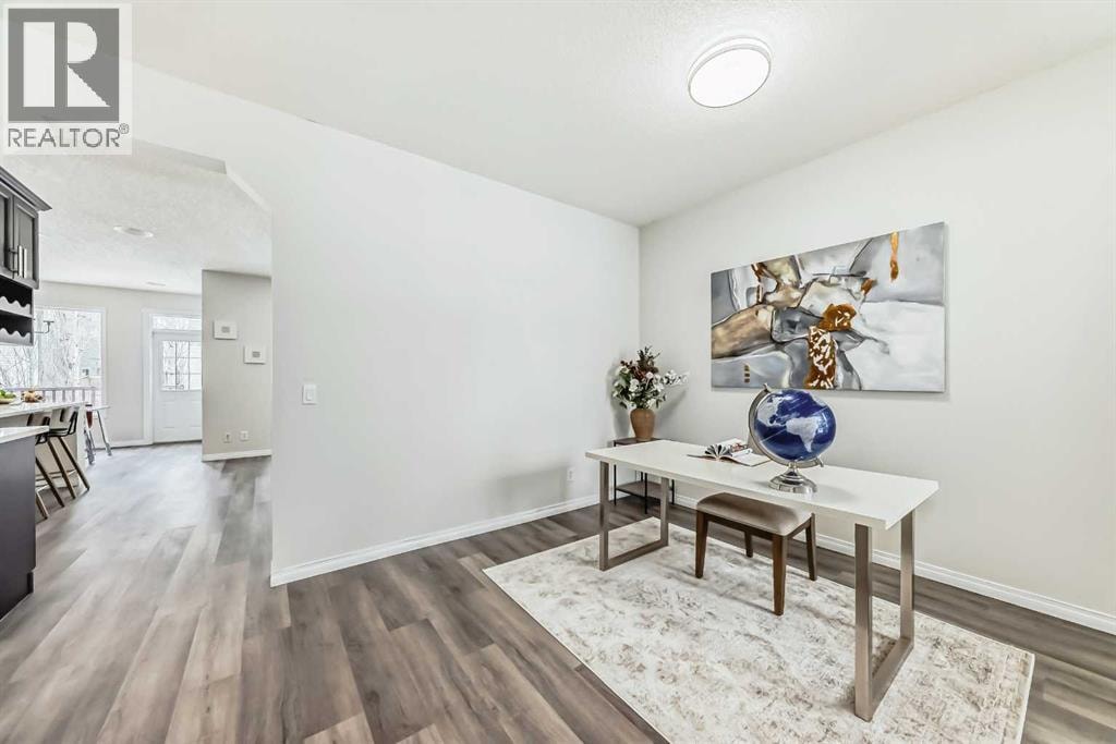 21 Panamount Row NW — photo 10
