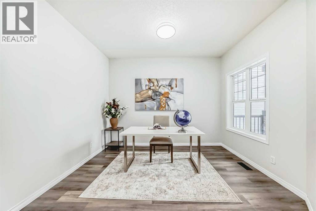 21 Panamount Row NW — photo 9
