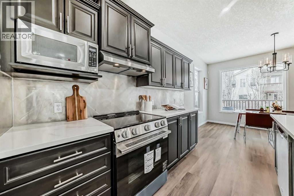 21 Panamount Row NW — photo 3
