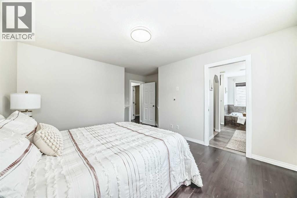 21 Panamount Row NW — photo 20