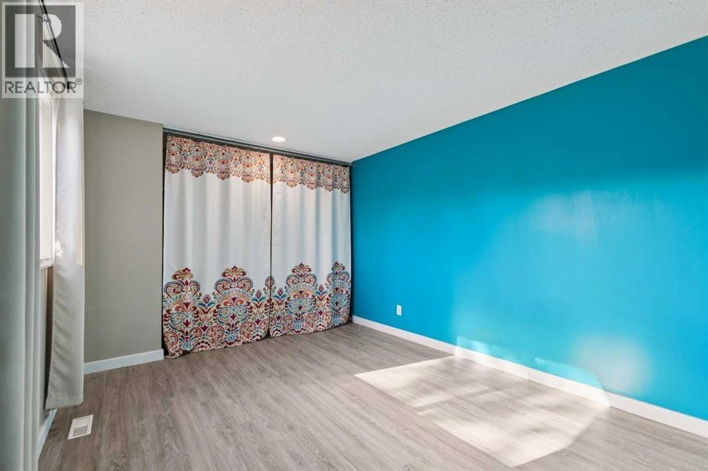 1002, 2520 Palliser Drive SW — photo 19