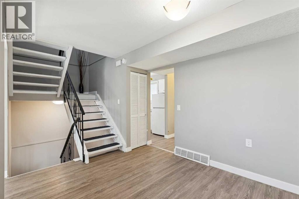 1002, 2520 Palliser Drive SW — photo 10