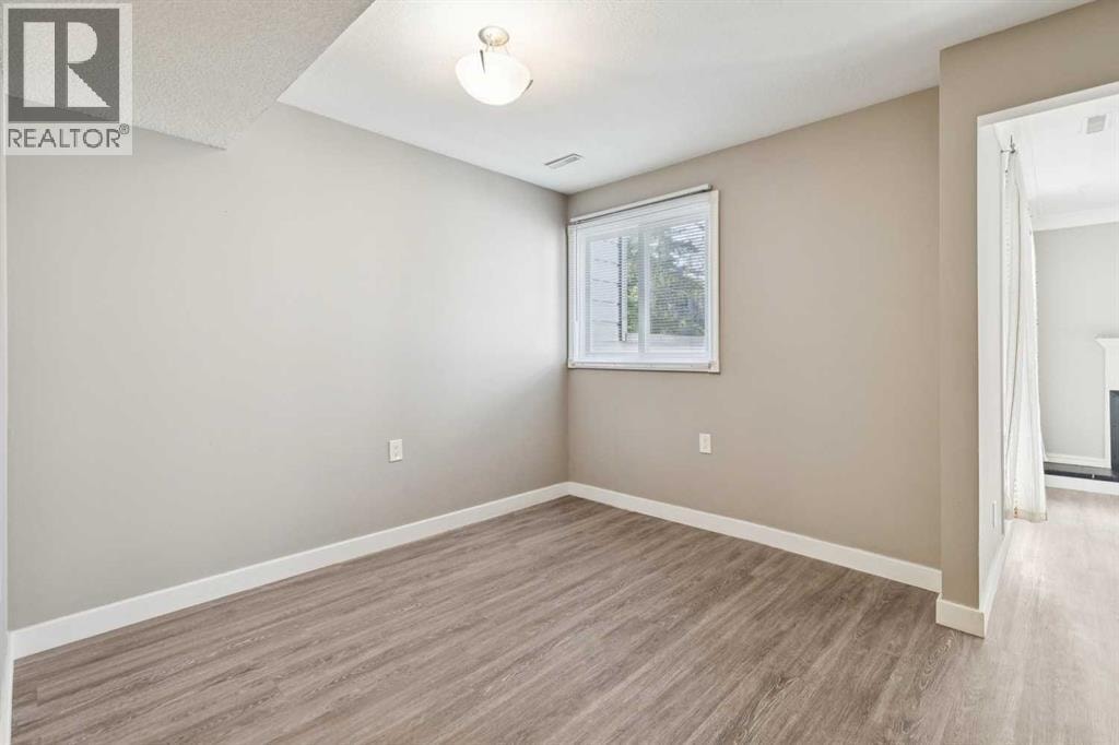 1002, 2520 Palliser Drive SW — photo 9