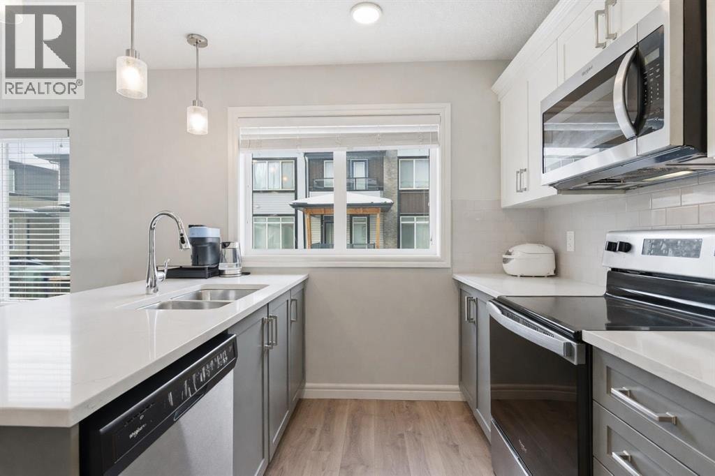 580 Savanna Boulevard NE — photo 20