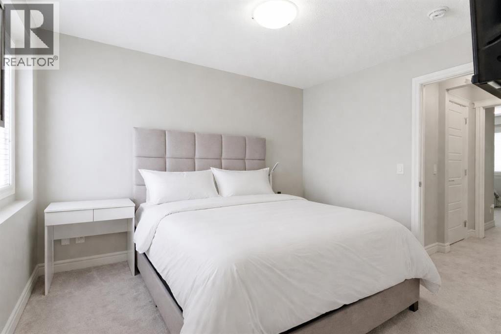 580 Savanna Boulevard NE — photo 27