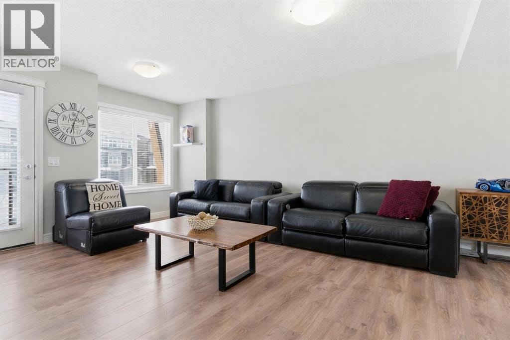 580 Savanna Boulevard NE — photo 11