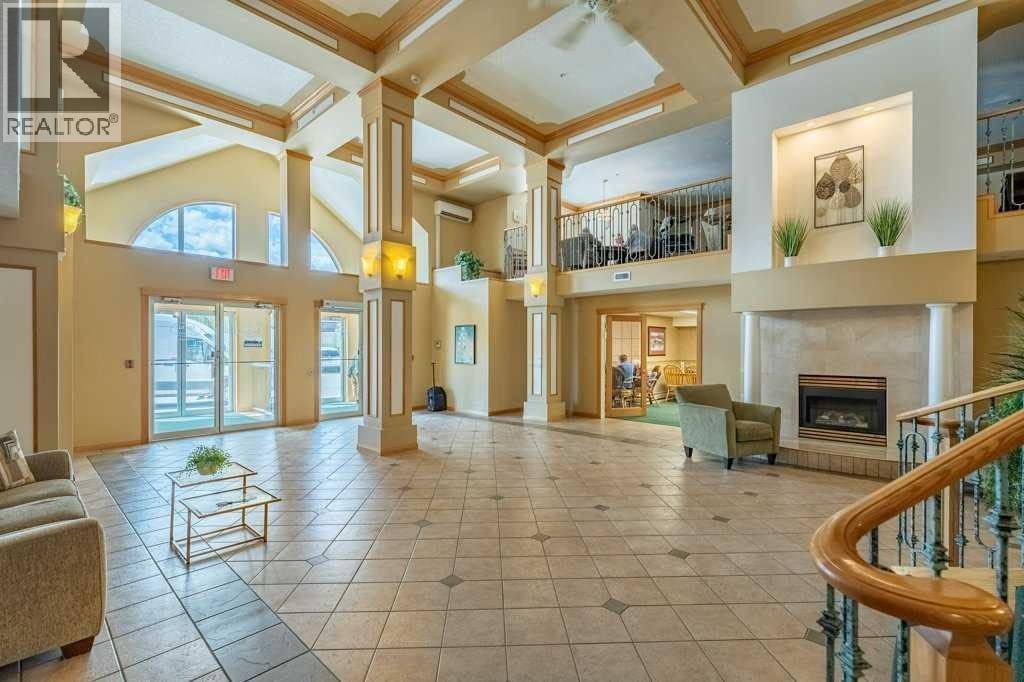 136, 728 Country Hills Road NW — photo 33