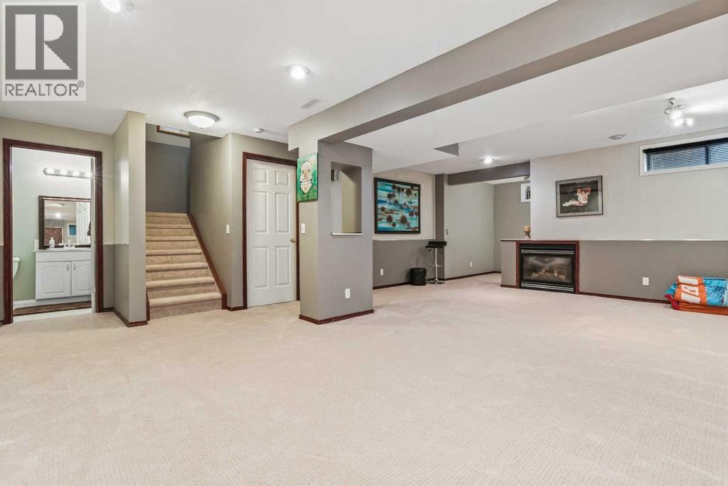 22 Hidden Valley Manor NW — photo 27