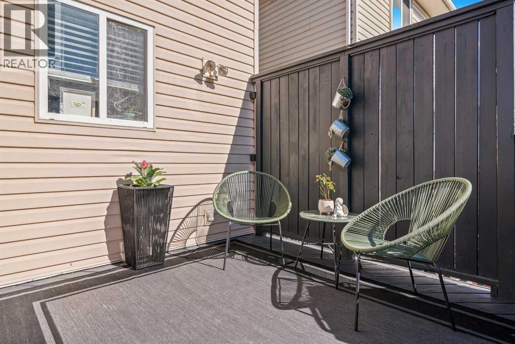 22 Hidden Valley Manor NW — photo 36