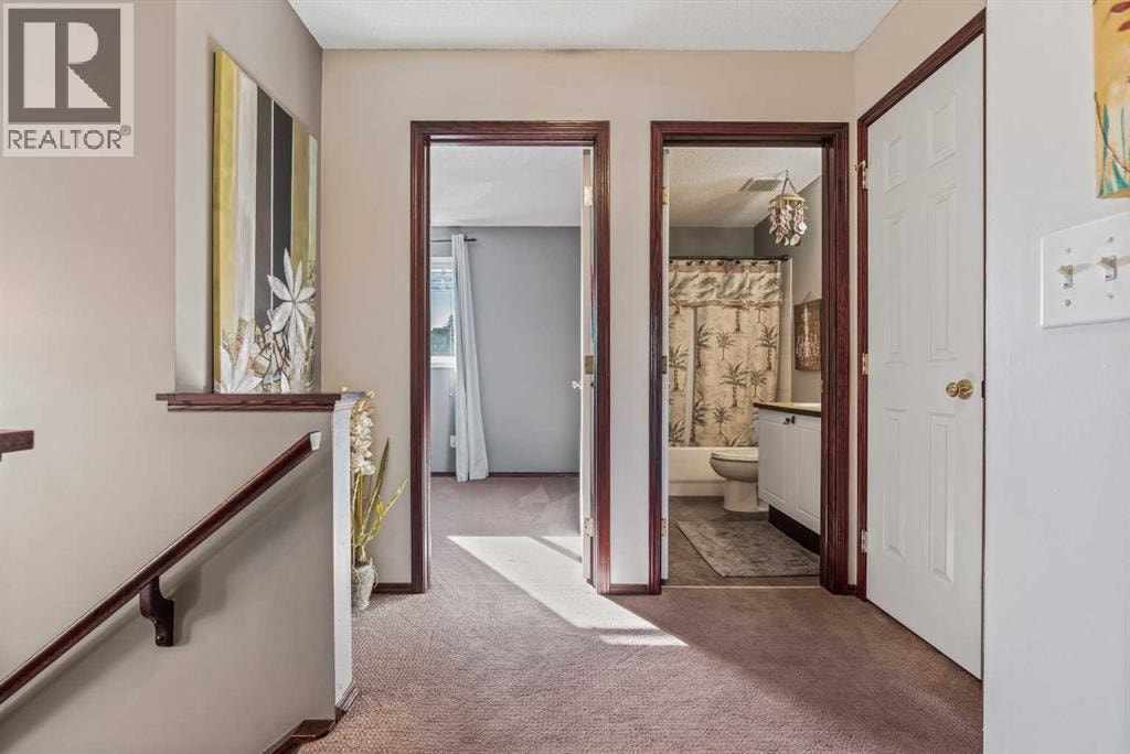 22 Hidden Valley Manor NW — photo 23