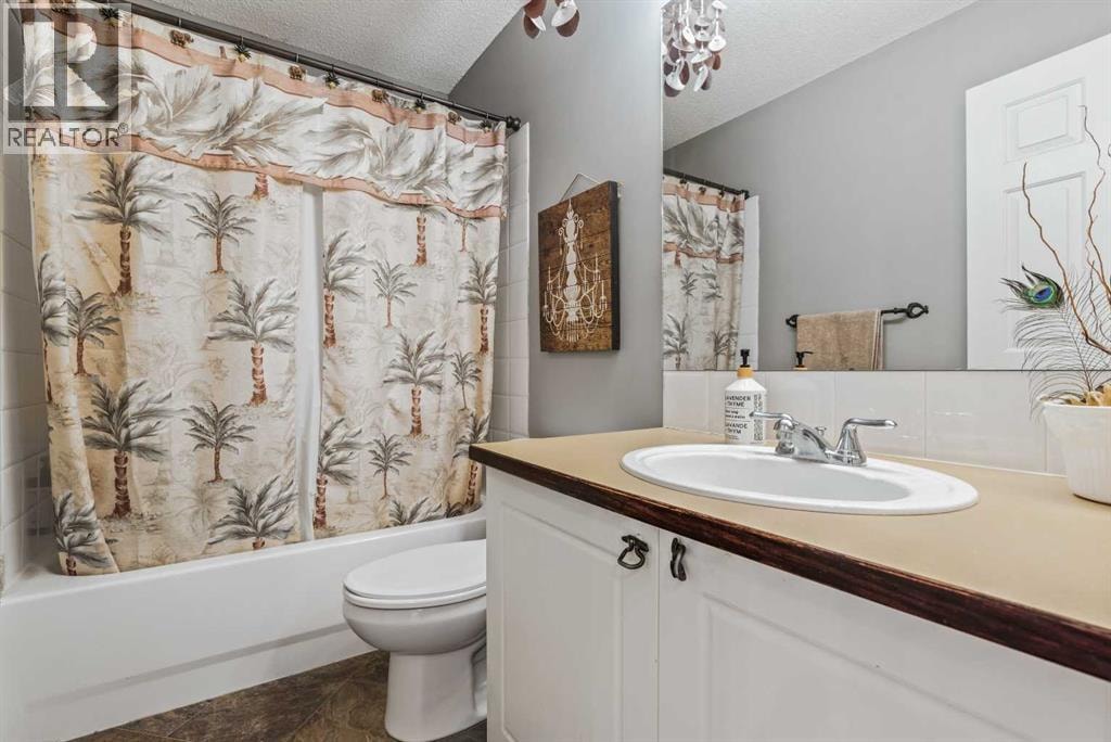 22 Hidden Valley Manor NW — photo 25