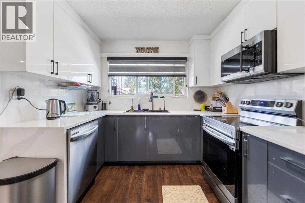 4140 Maryvale Drive NE — photo 18