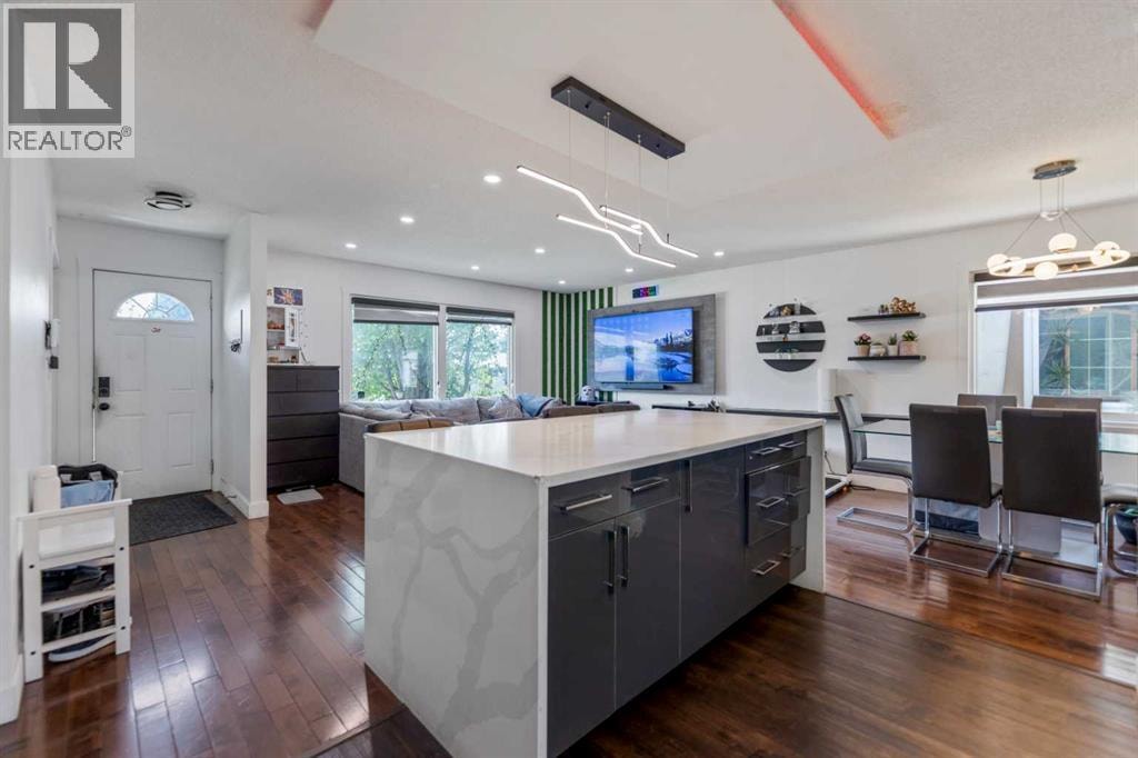 4140 Maryvale Drive NE — photo 17