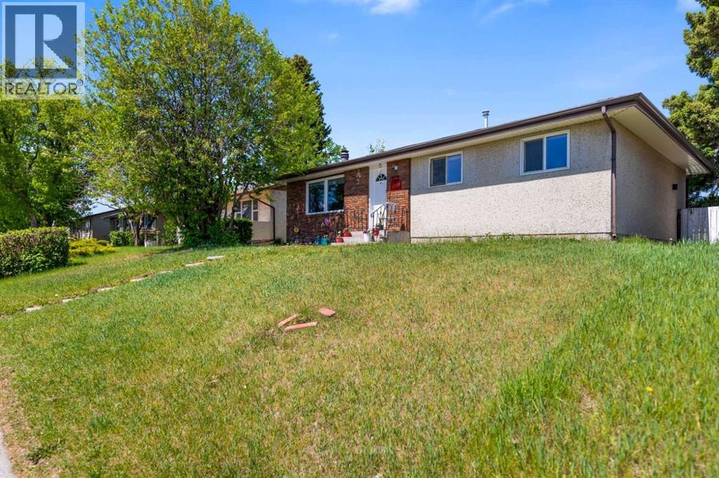 4140 Maryvale Drive NE — photo 1