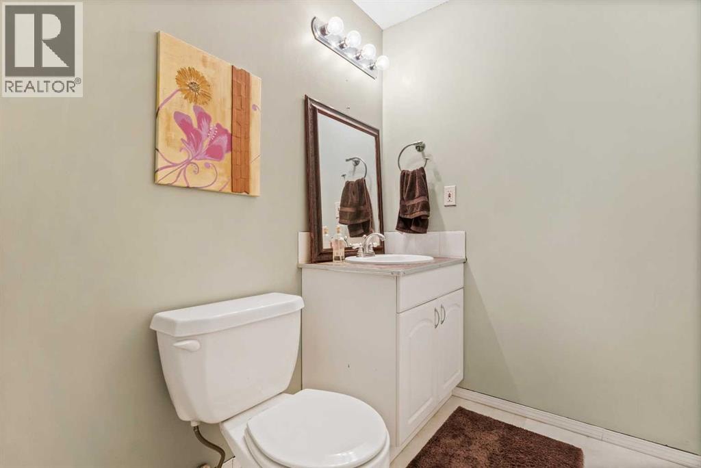 22 Hidden Valley Manor NW — photo 32
