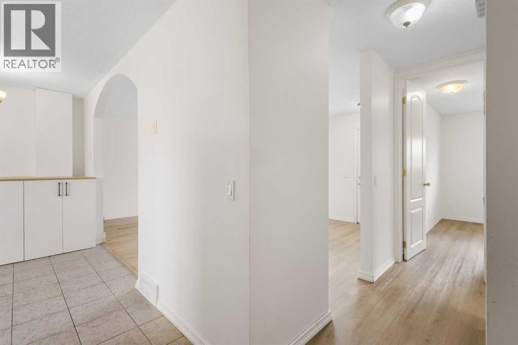 268 Madeira Place NE — photo 11