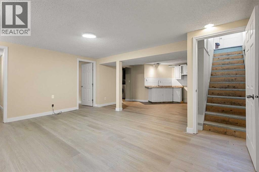 268 Madeira Place NE — photo 19