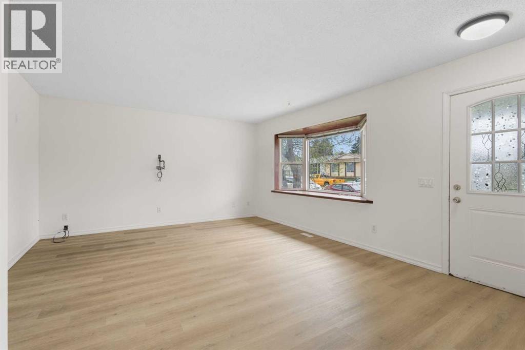 268 Madeira Place NE — photo 5
