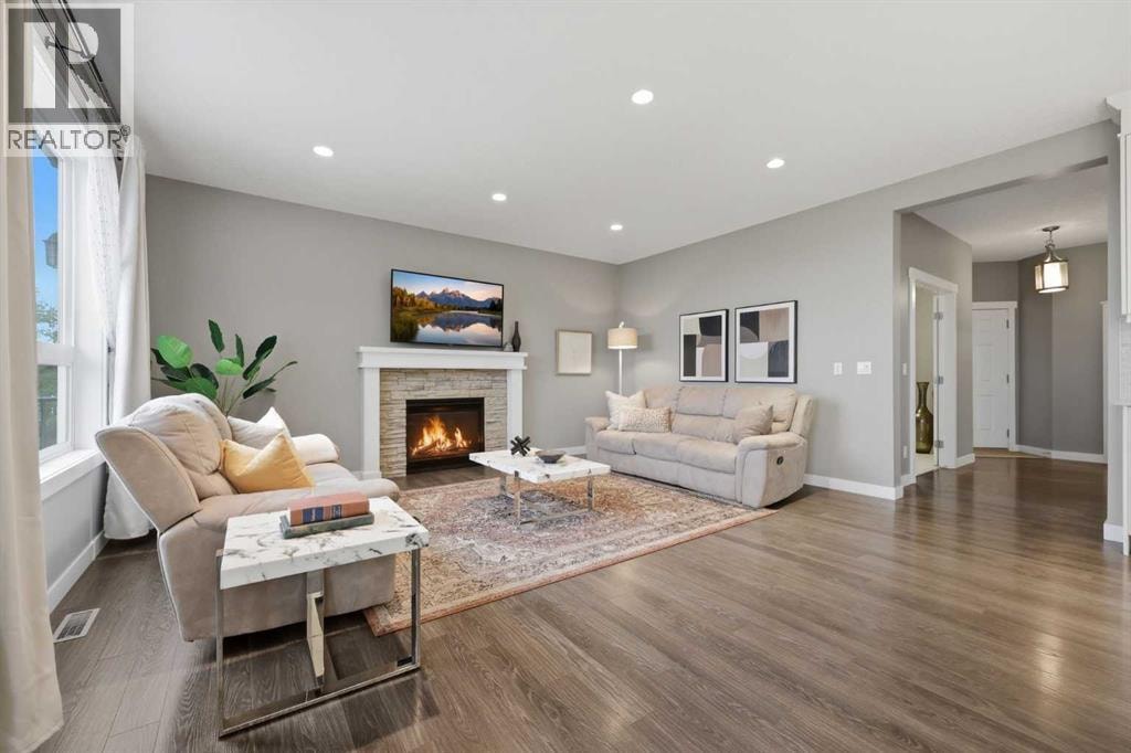 64 Panton Heights NW — photo 4