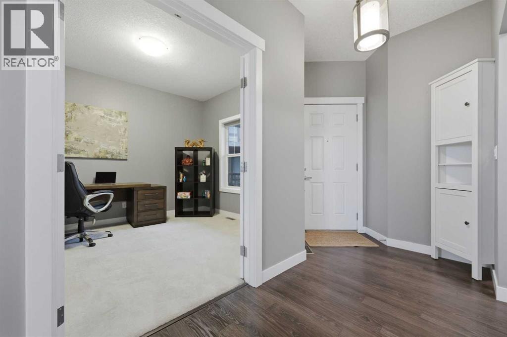 64 Panton Heights NW — photo 2