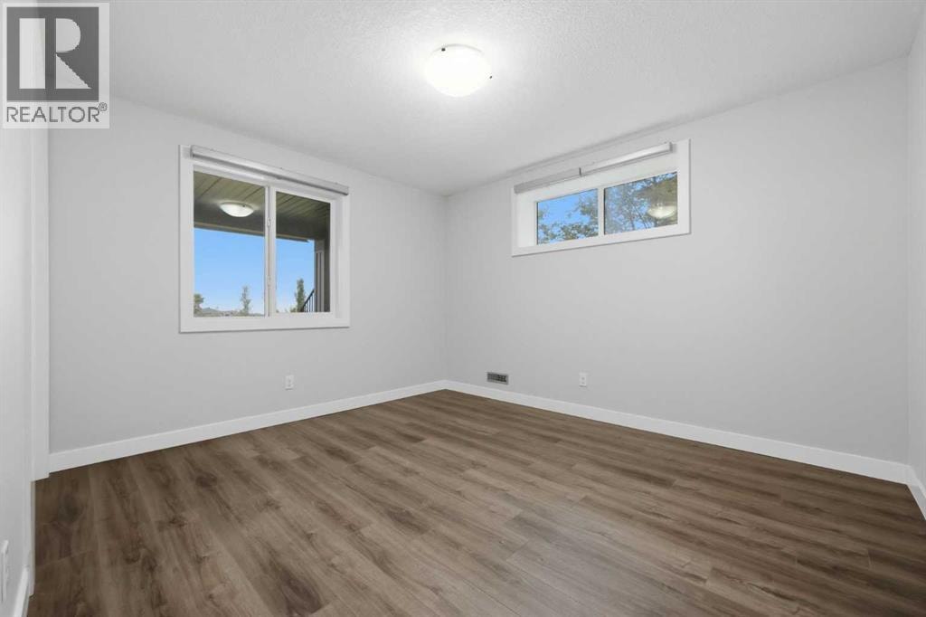 64 Panton Heights NW — photo 35