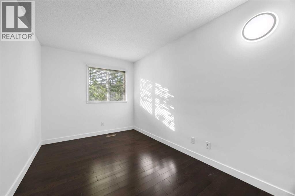 301, 1540 29 Street NW — photo 7