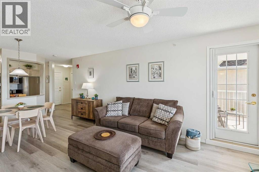 2301, 2000 Sienna Park Green SW — photo 10