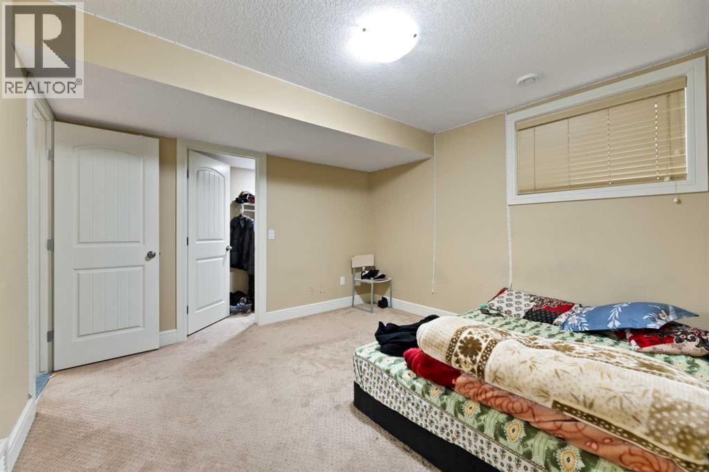 150 Saddlelake Grove NE — photo 45