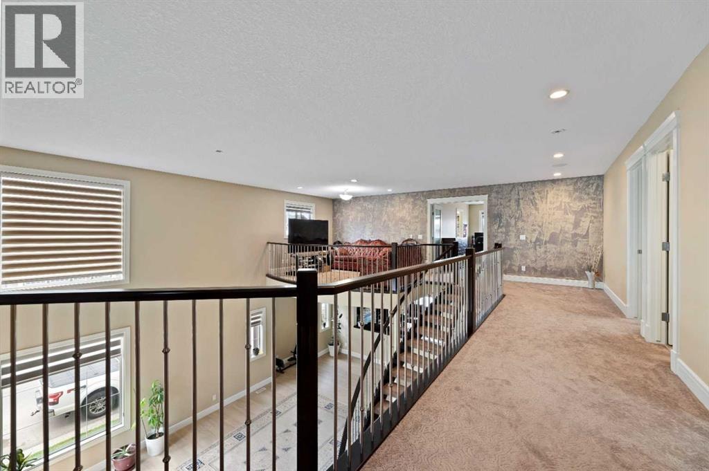 150 Saddlelake Grove NE — photo 33