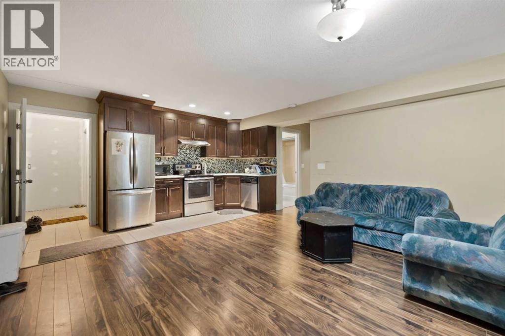 150 Saddlelake Grove NE — photo 43