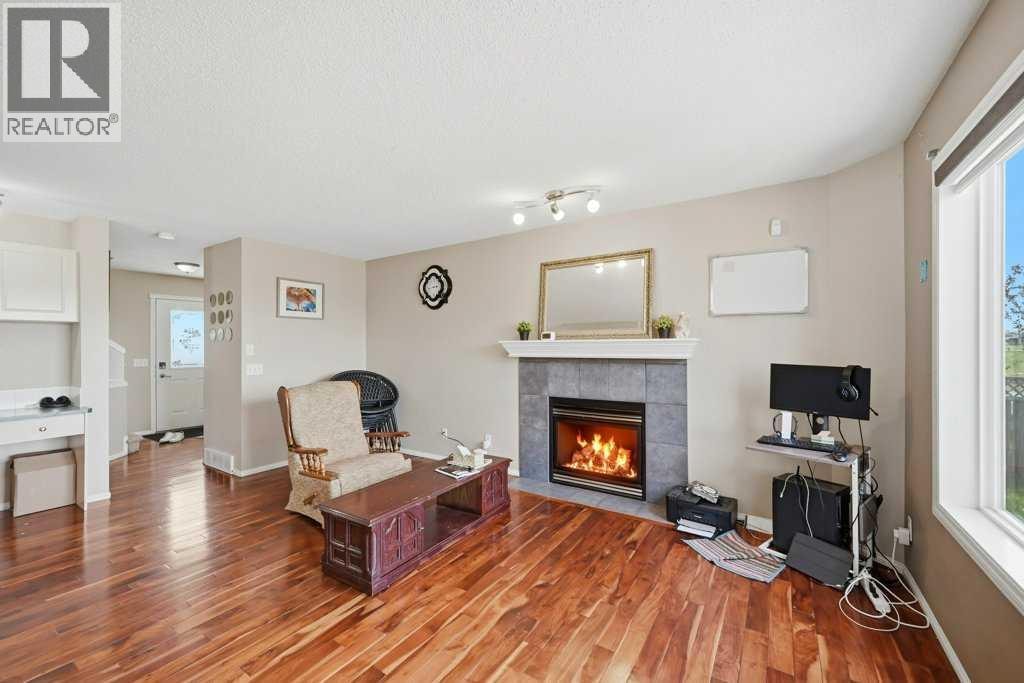 86 Saddlecrest Close NE — photo 7
