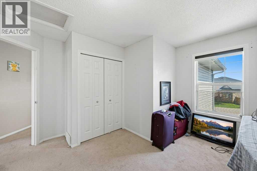 86 Saddlecrest Close NE — photo 22
