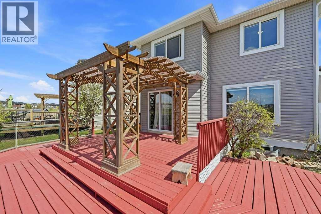 86 Saddlecrest Close NE — photo 39