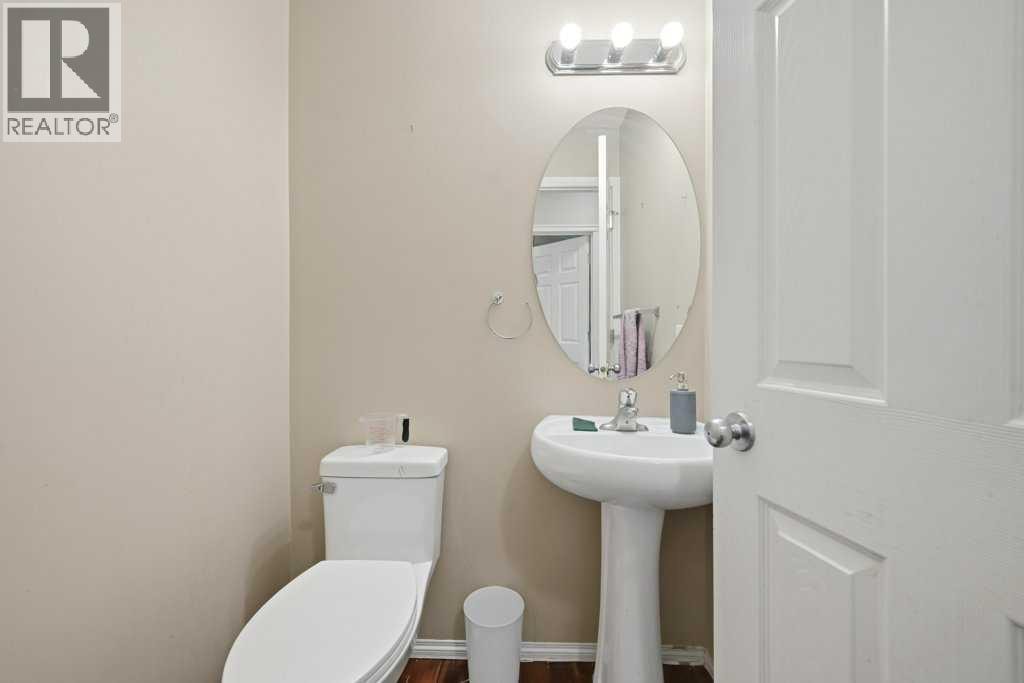 86 Saddlecrest Close NE — photo 15