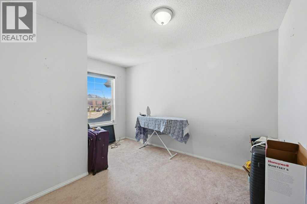 86 Saddlecrest Close NE — photo 21