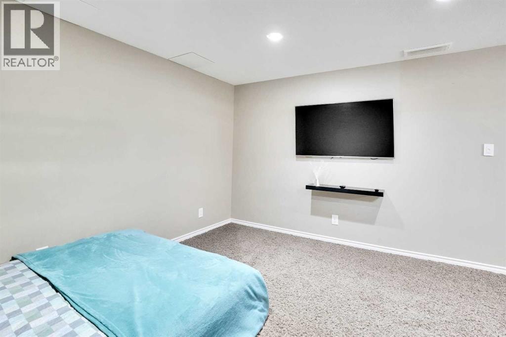 174 Windstone Avenue SW — photo 49
