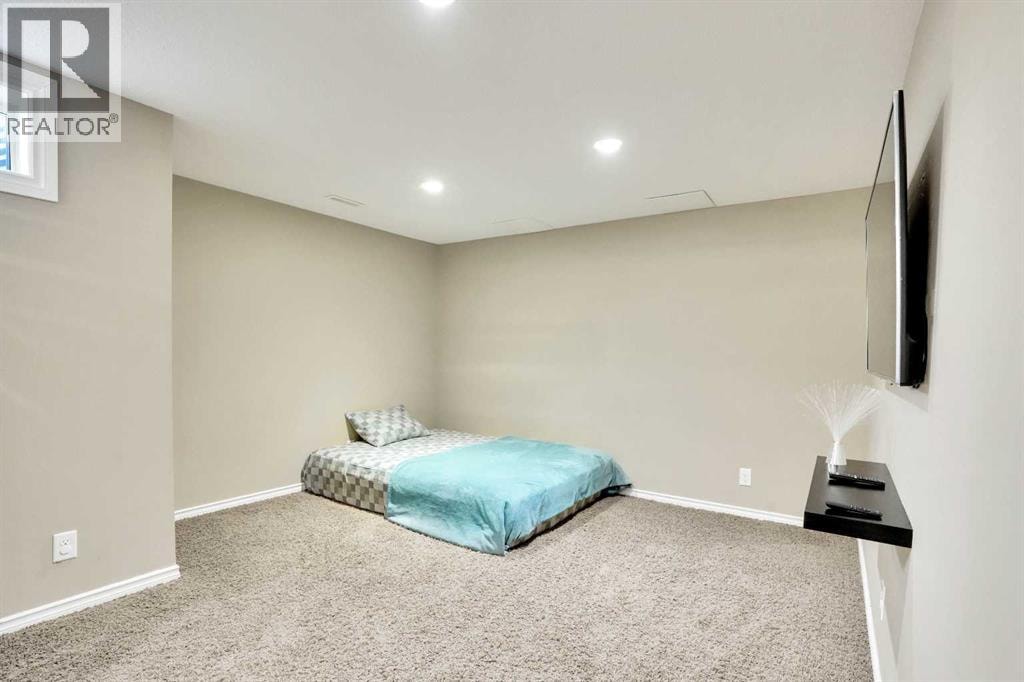 174 Windstone Avenue SW — photo 48
